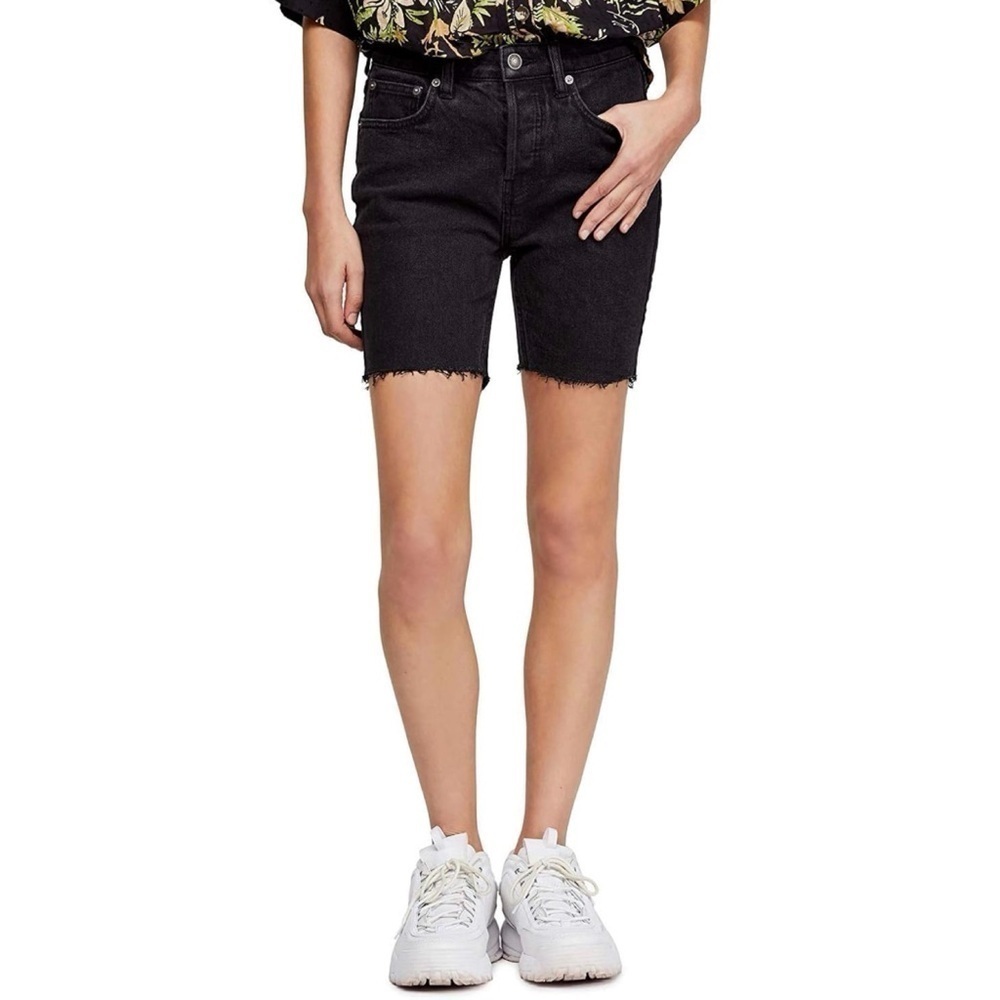 We The Free Shorts Avery Bermuda Cutoff Denim Black Size 26